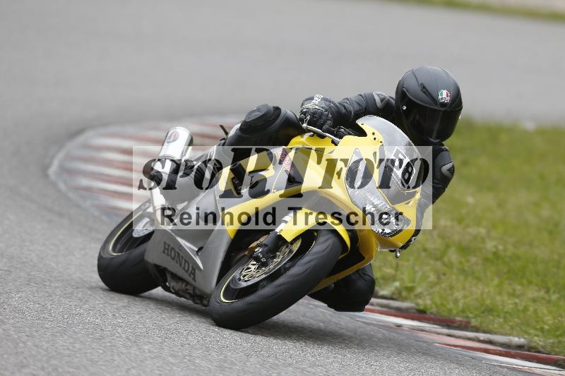 /Archiv-2024/13 22.04.2024 Plüss Moto Sport ADR/Freies Fahren/58